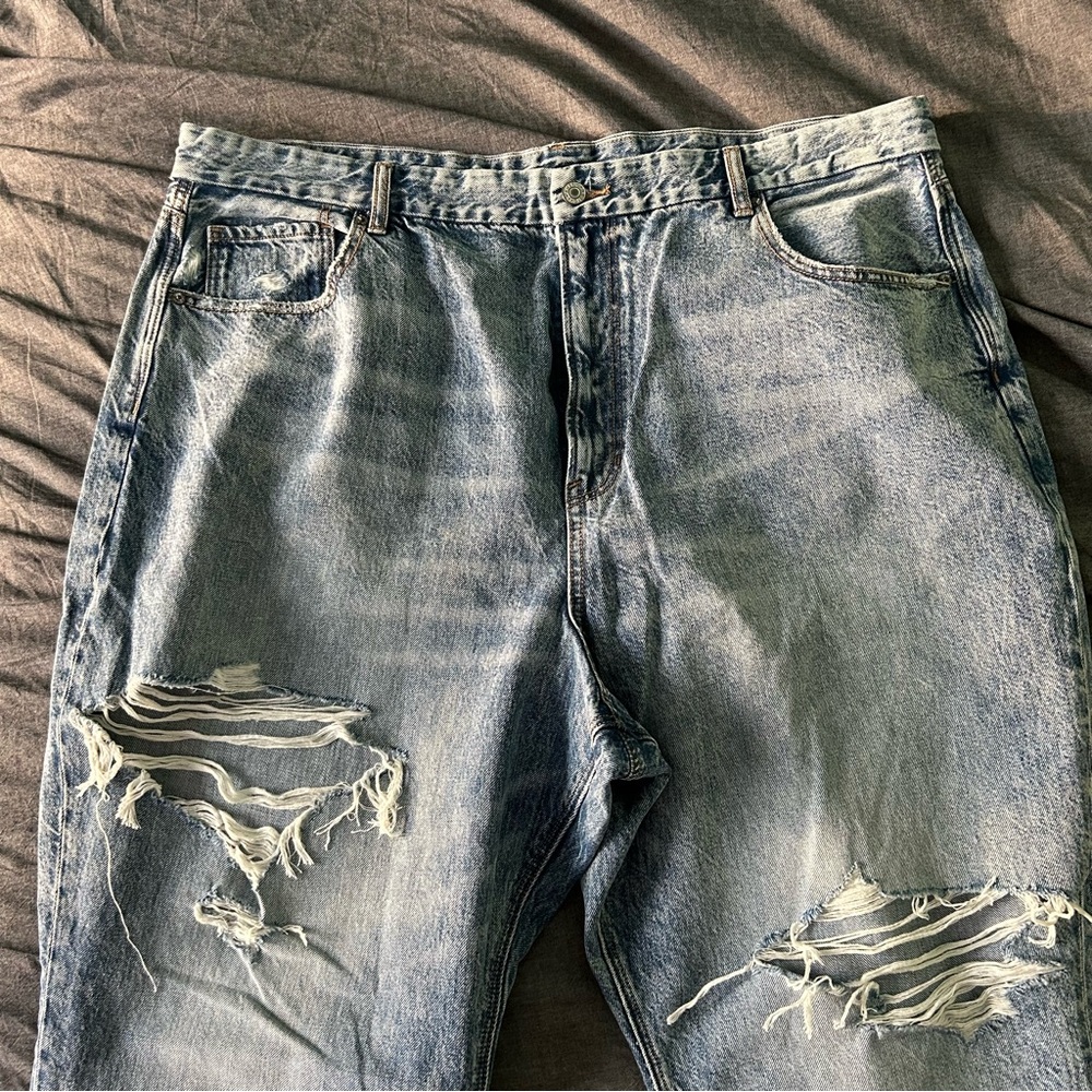 American Eagle Curvy Mom Jeans